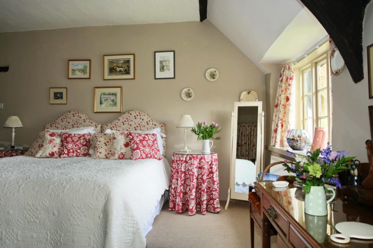 Brook Farmhouse Tedburn Bagian luar foto